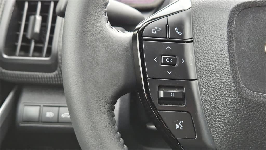 Thumbnail: 2025 Toyota bZ4X - 16