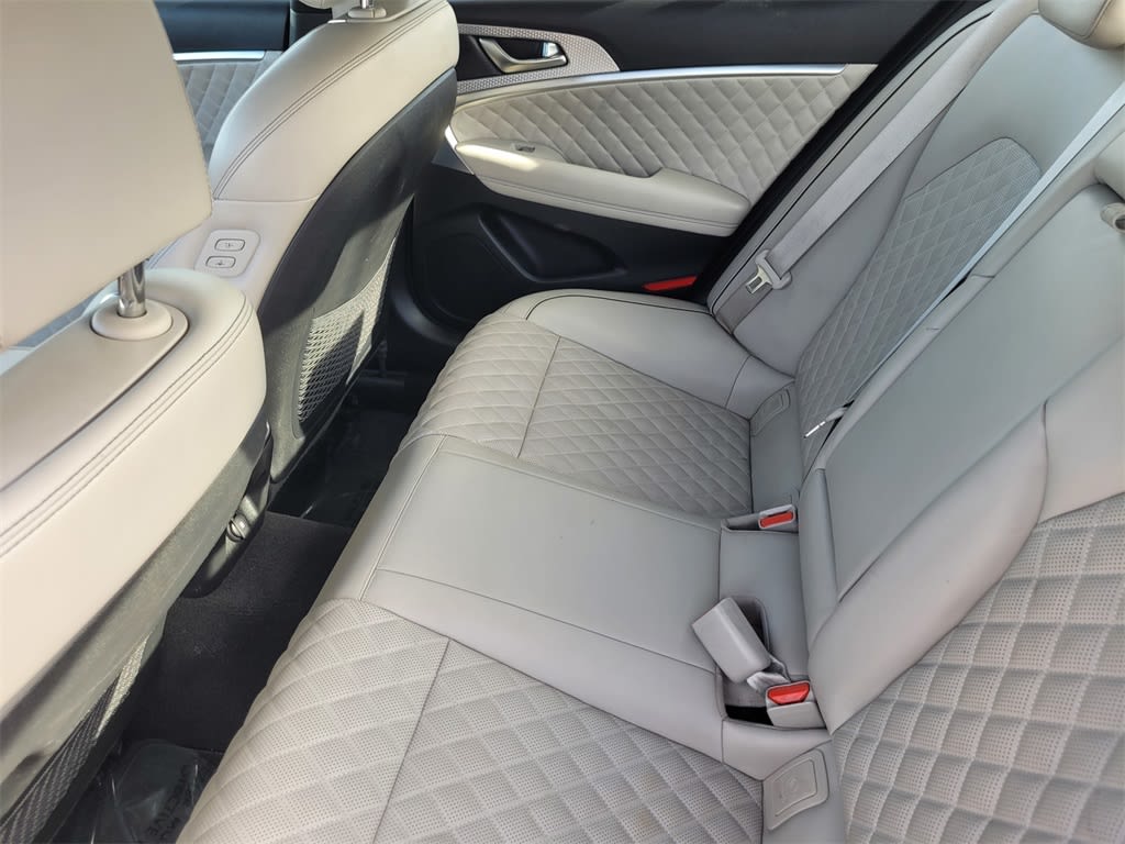 2022 Genesis G70 3.3T 11