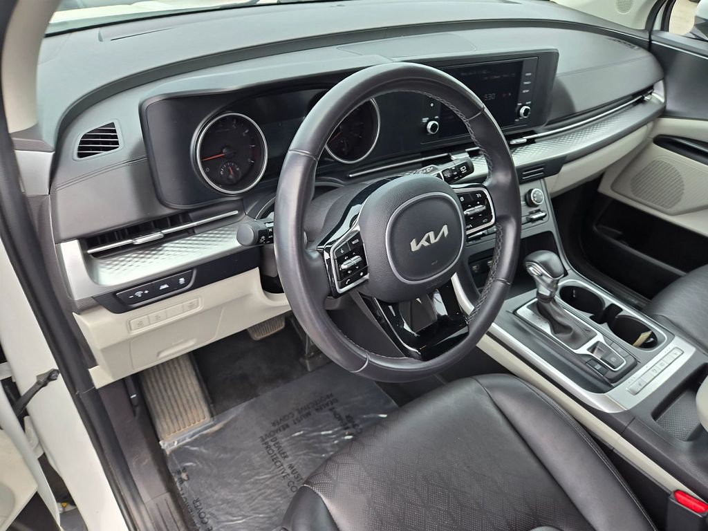 Thumbnail: 2024 Kia Carnival - 6