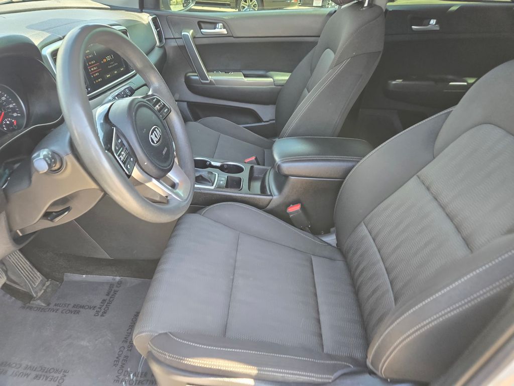 Thumbnail: 2021 Kia Sportage - 9