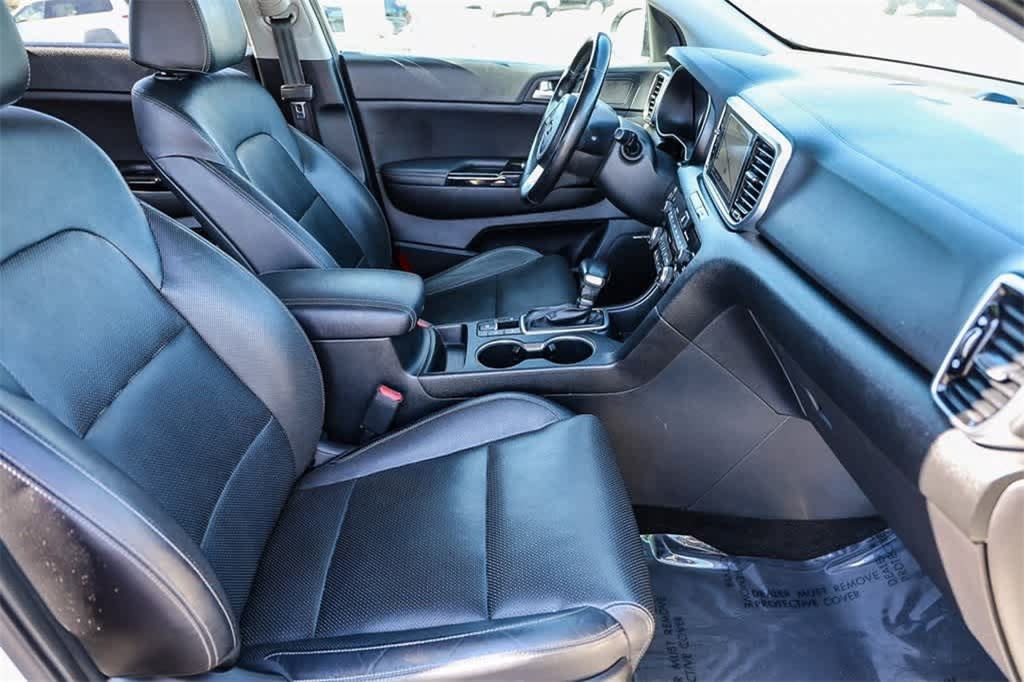 2020 Kia Sportage EX 7