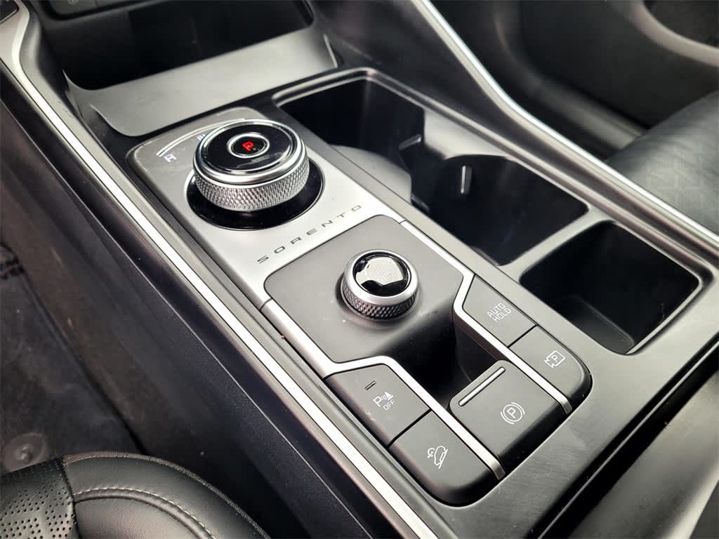 Thumbnail: 2021 Kia Sorento - 11