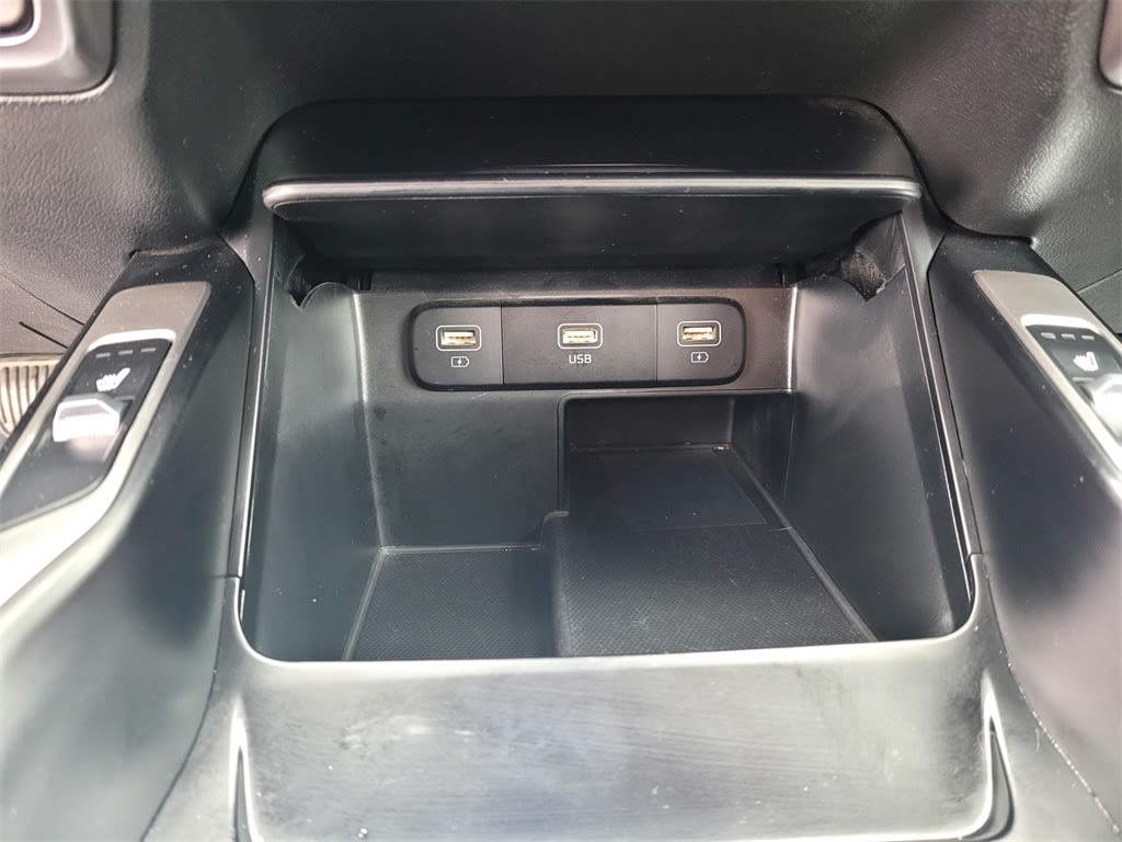 Thumbnail: 2021 Kia Sorento - 13