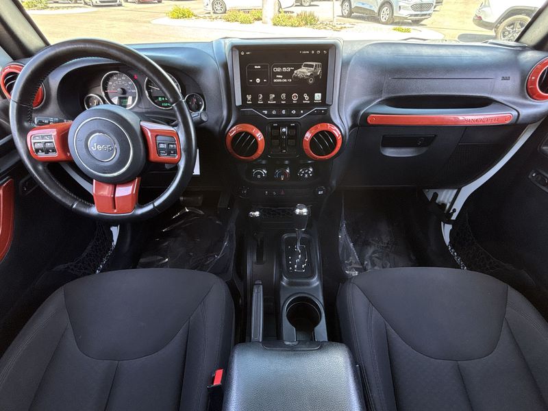 2017 Jeep Wrangler Unlimited Sport 9