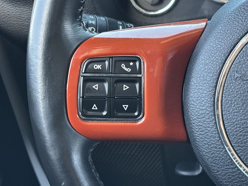2017 Jeep Wrangler Unlimited Sport 28
