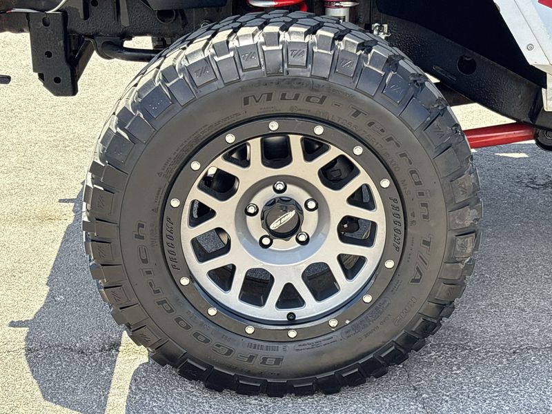 2017 Jeep Wrangler Unlimited Sport 7