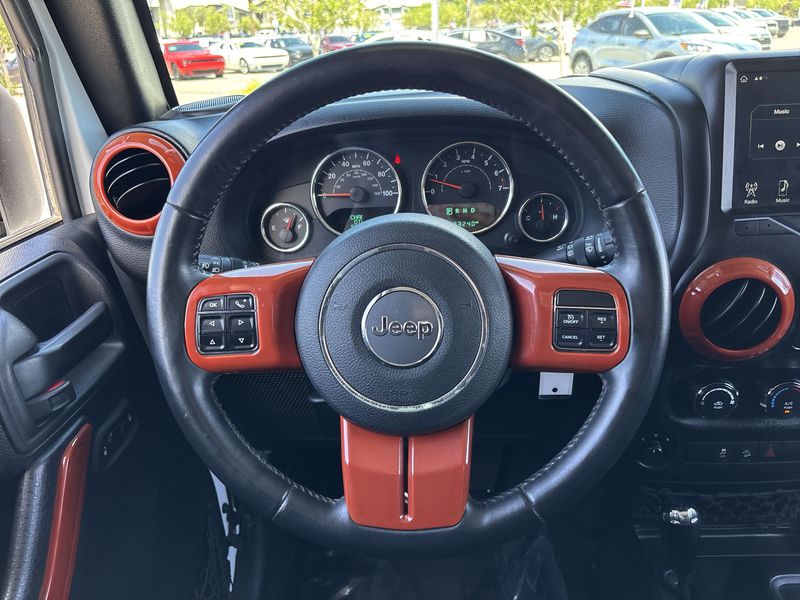 2017 Jeep Wrangler Unlimited Sport 14