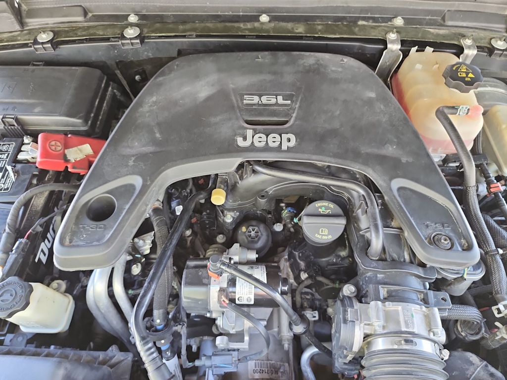 Thumbnail: 2021 Jeep Wrangler - 9
