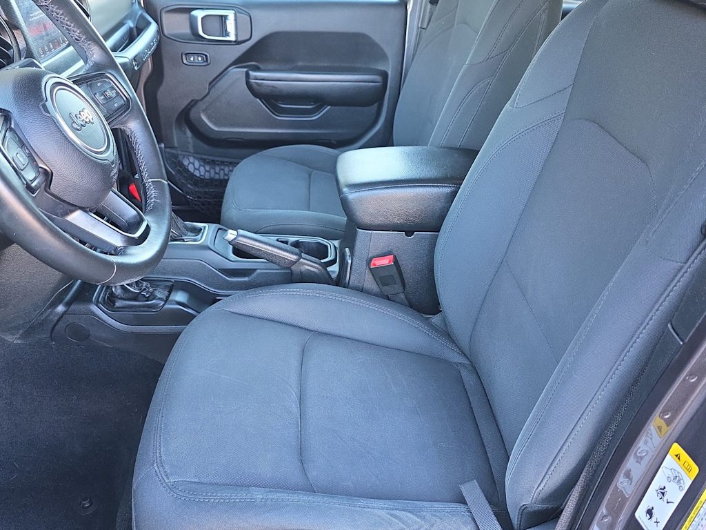 Thumbnail: 2018 Jeep Wrangler - 11