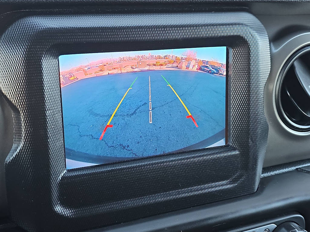 Thumbnail: 2018 Jeep Wrangler - 26