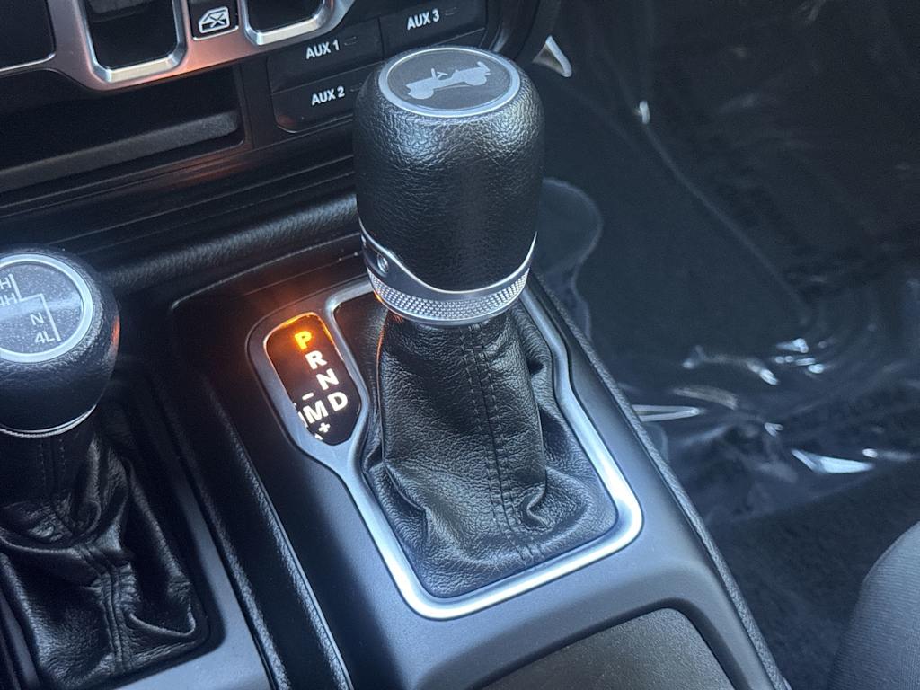 Thumbnail: 2021 Jeep Wrangler - 16