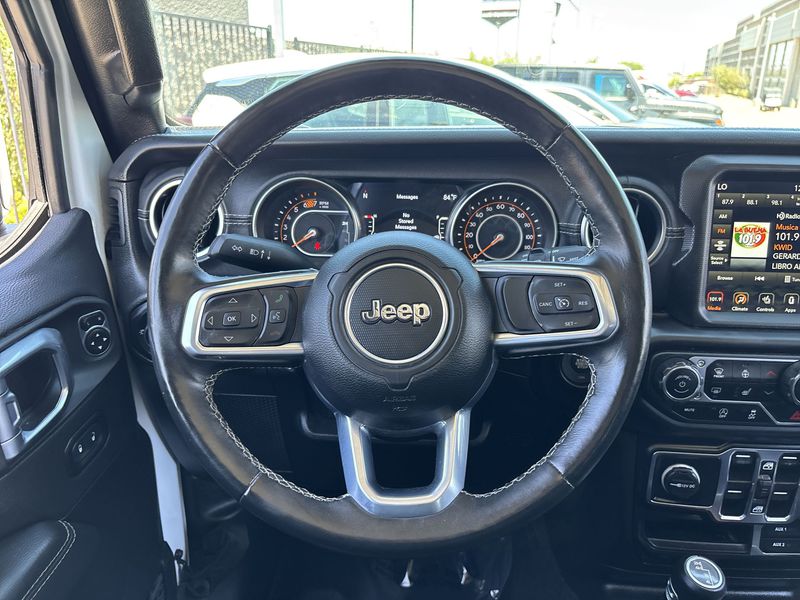 2023 Jeep Wrangler Unlimited Sahara 13