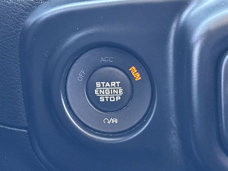 2023 Jeep Wrangler Unlimited Sahara 23