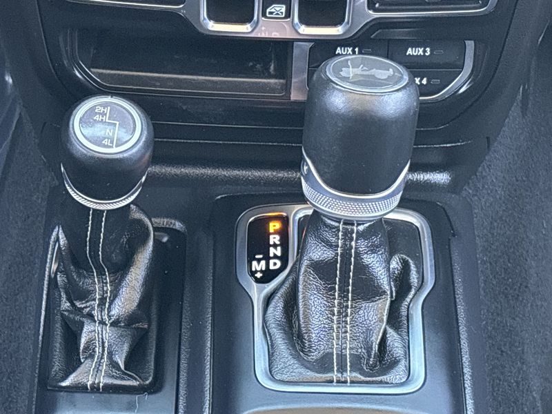 2023 Jeep Wrangler Unlimited Sahara 15