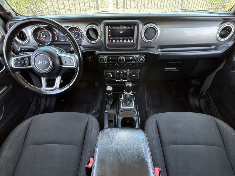 Thumbnail: 2020 Jeep Wrangler - 10