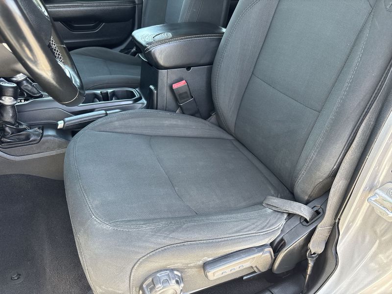 Thumbnail: 2020 Jeep Wrangler - 11