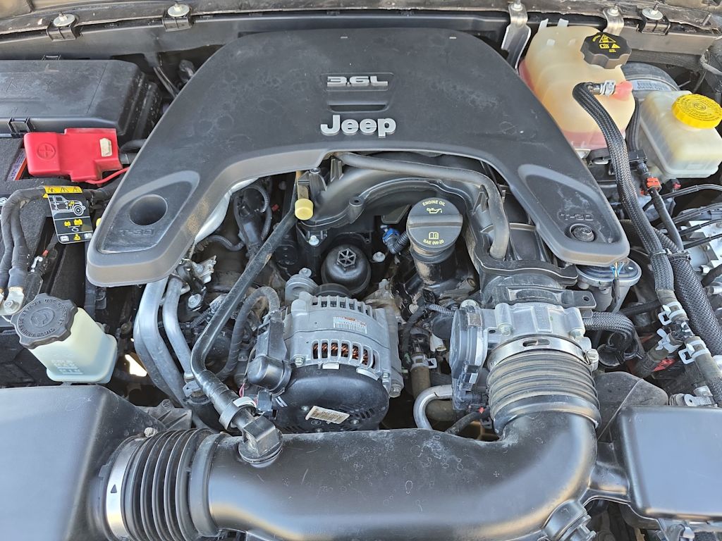 Thumbnail: 2019 Jeep Wrangler - 8