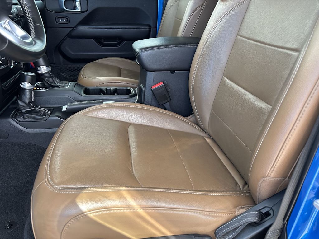 Thumbnail: 2021 Jeep Wrangler - 11