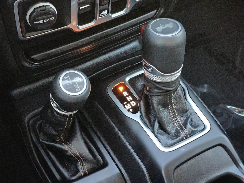 Thumbnail: 2023 Jeep Wrangler - 15