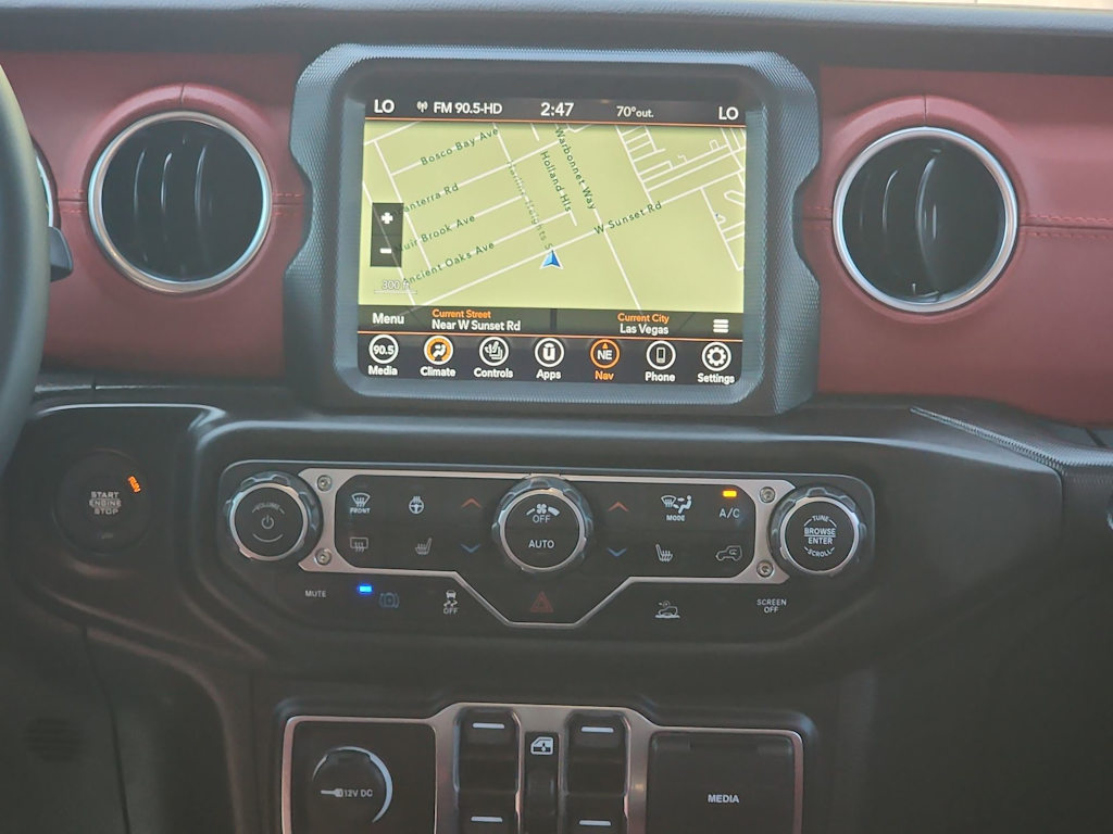 Thumbnail: 2023 Jeep Wrangler - 13