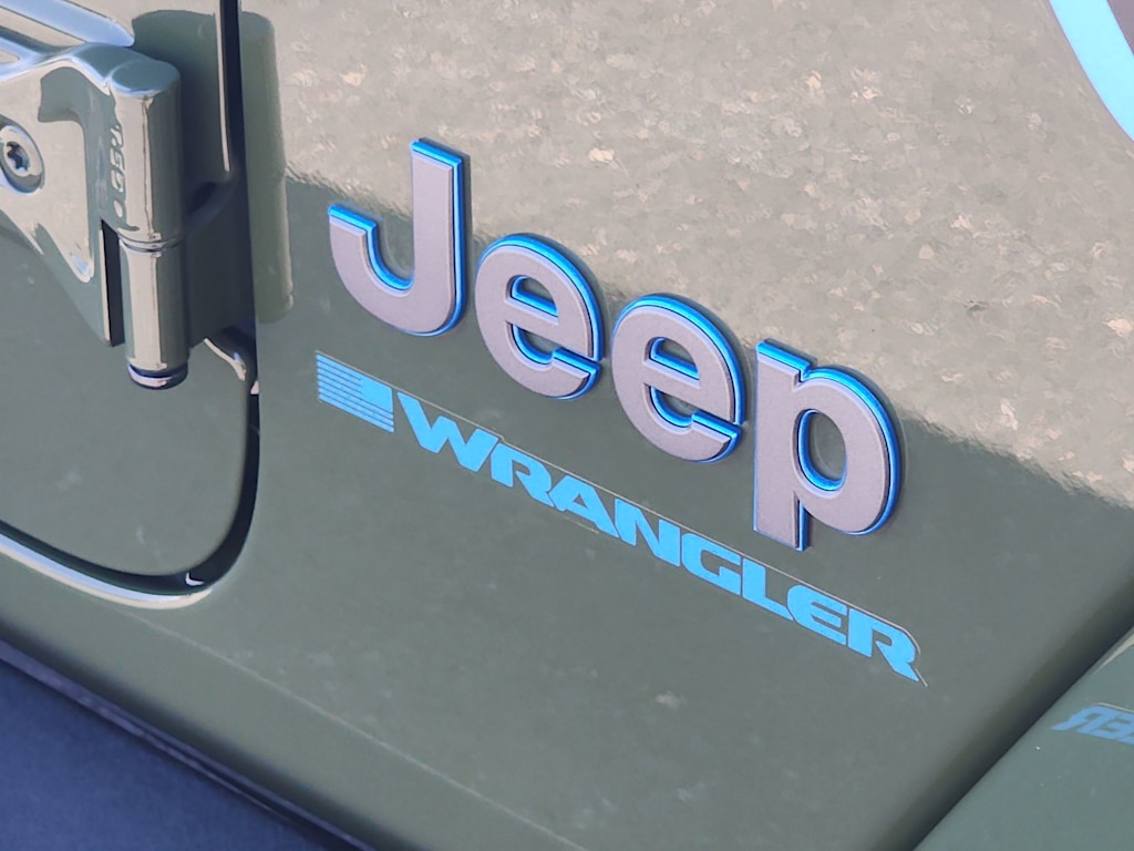 Thumbnail: 2023 Jeep Wrangler - 7