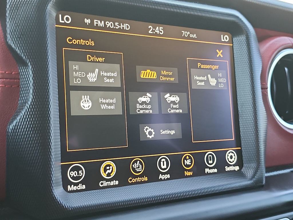 Thumbnail: 2023 Jeep Wrangler - 29