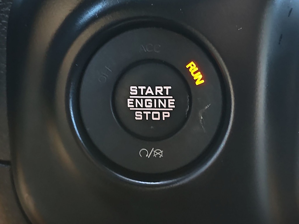 Thumbnail: 2023 Jeep Wrangler - 23