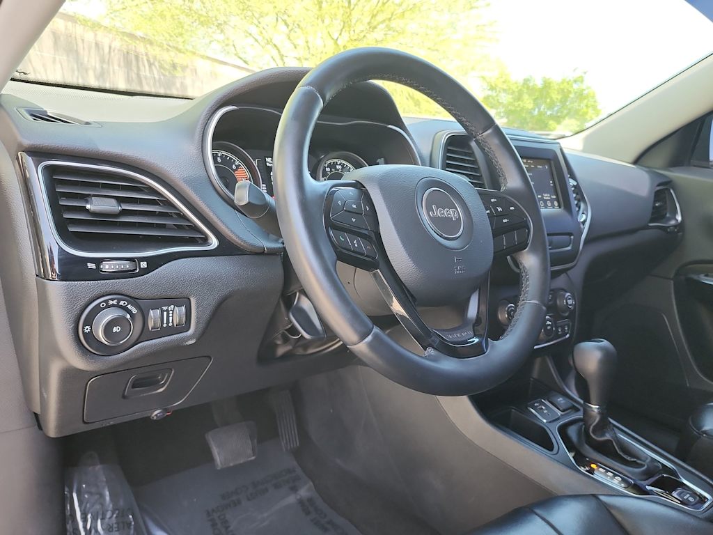 Thumbnail: 2019 Jeep Cherokee - 2