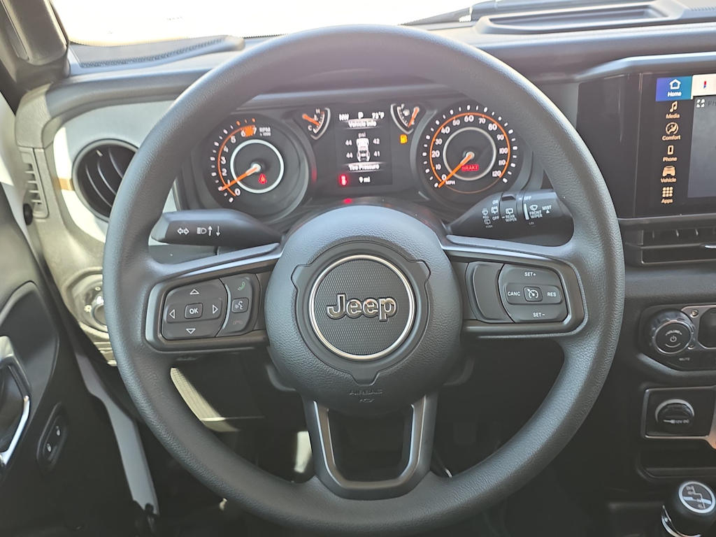Thumbnail: 2026 Jeep Wrangler - 14
