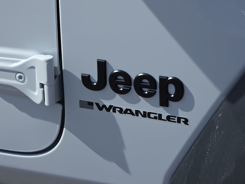 Thumbnail: 2026 Jeep Wrangler - 7