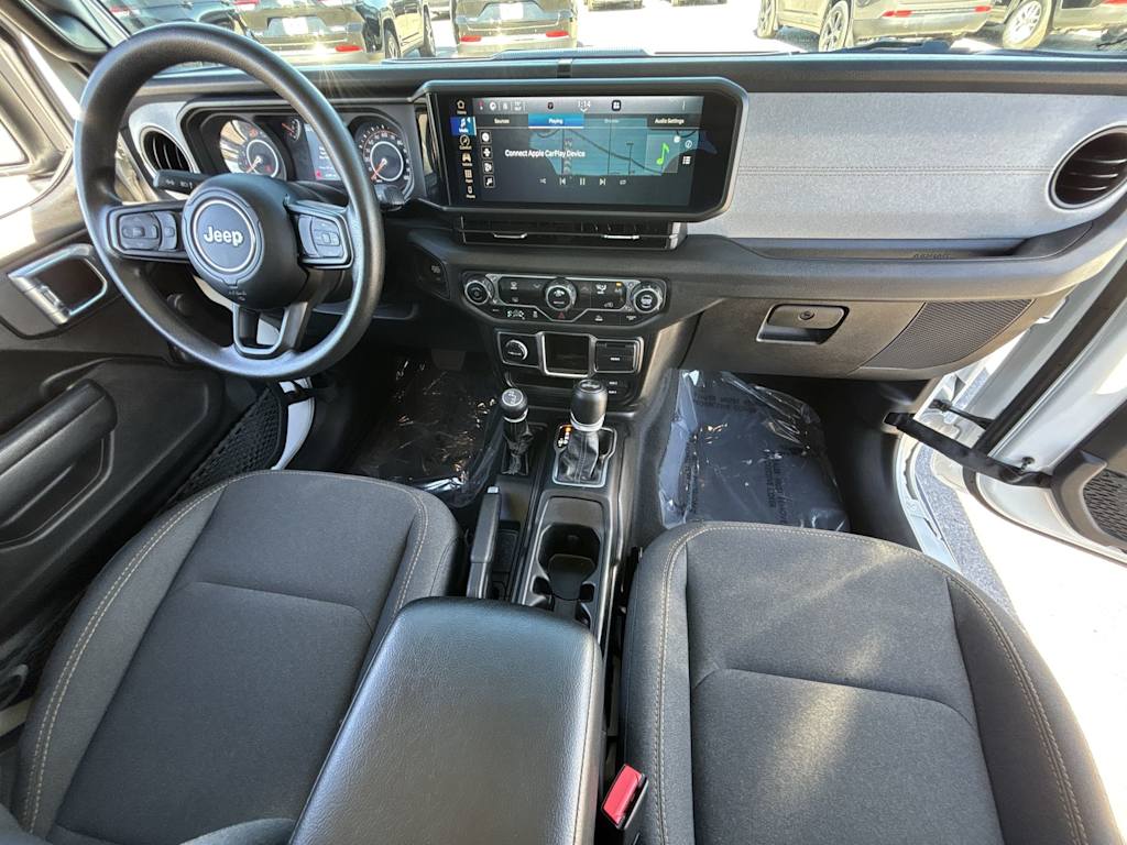 Thumbnail: 2024 Jeep Wrangler - 9