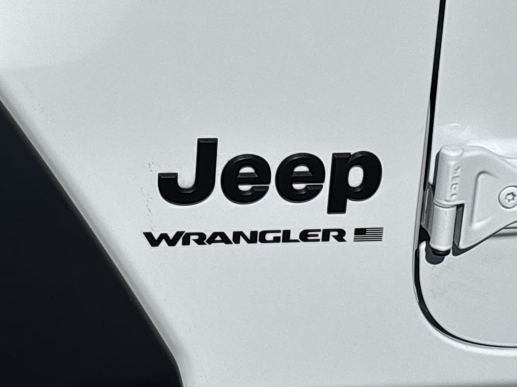 Thumbnail: 2024 Jeep Wrangler - 7