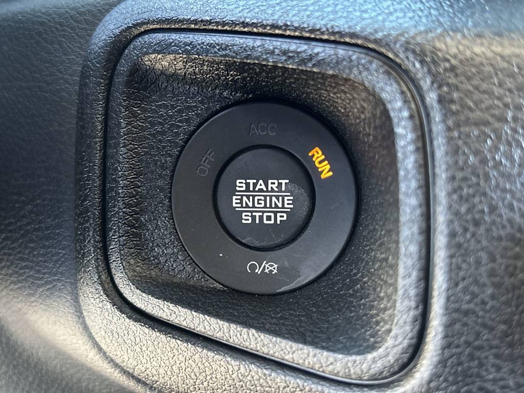 Thumbnail: 2024 Jeep Wrangler - 27