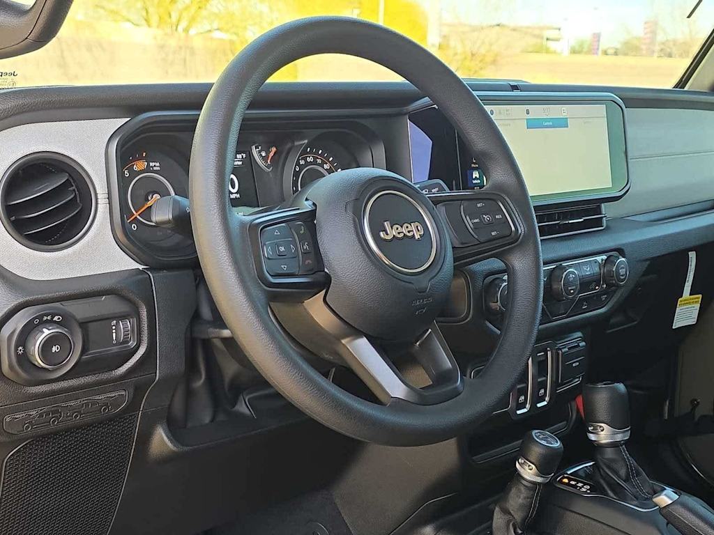 Thumbnail: 2026 Jeep Wrangler - 2