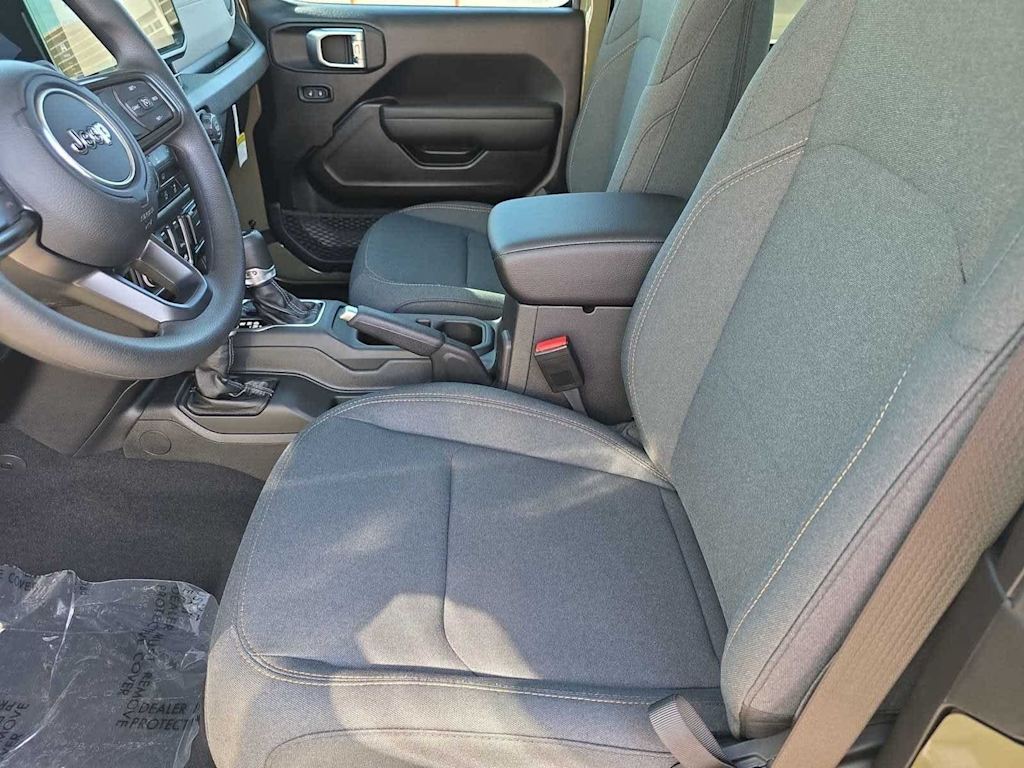 Thumbnail: 2026 Jeep Wrangler - 12