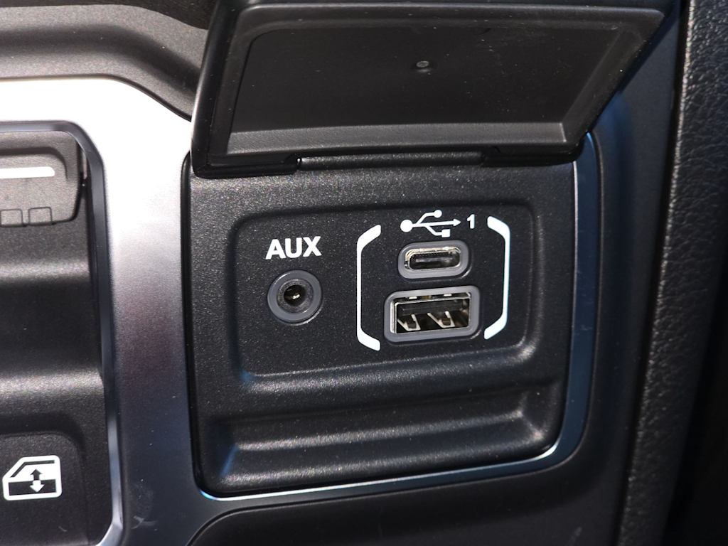 Thumbnail: 2026 Jeep Wrangler - 29