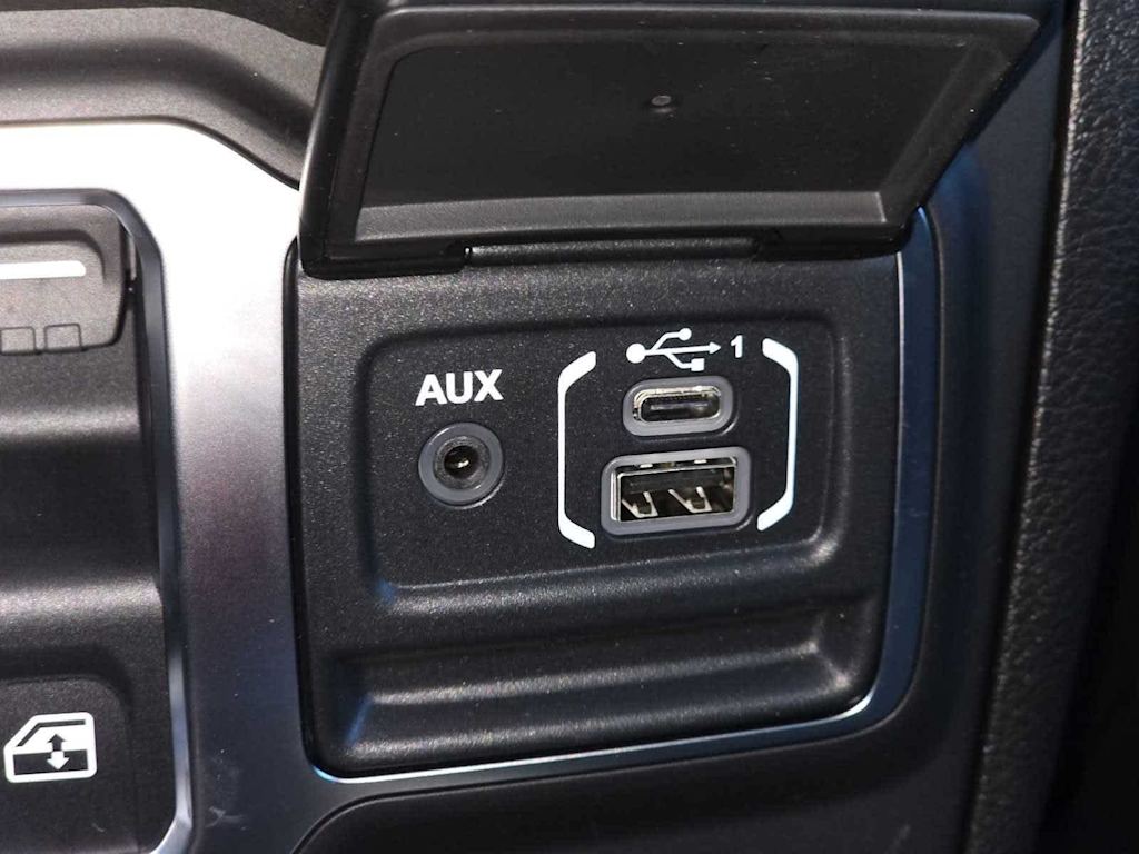 Thumbnail: 2026 Jeep Wrangler - 31