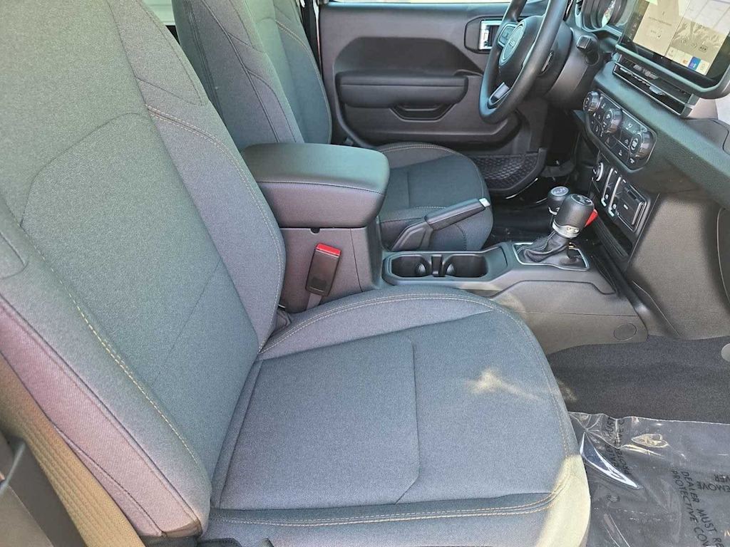 Thumbnail: 2026 Jeep Wrangler - 27