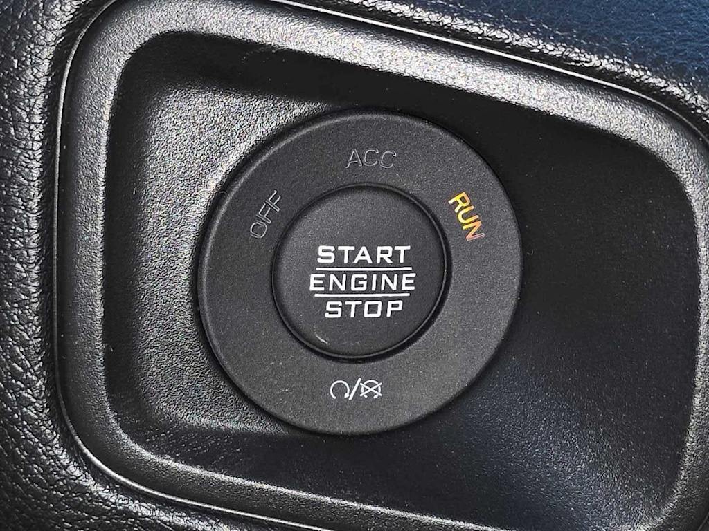 Thumbnail: 2026 Jeep Wrangler - 32