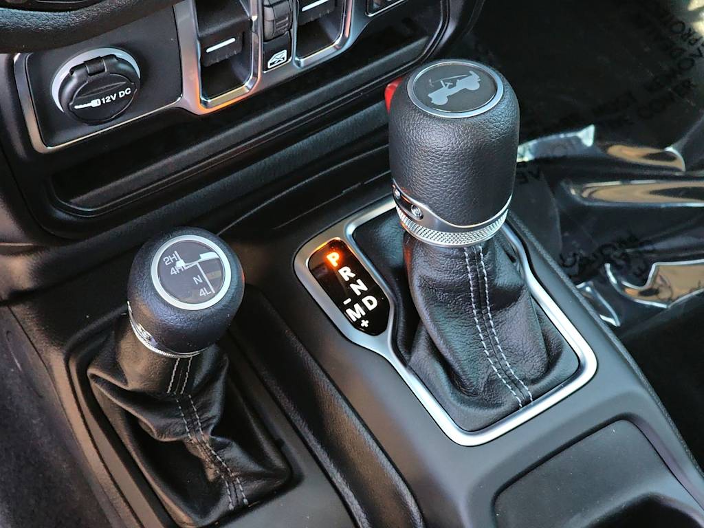 Thumbnail: 2026 Jeep Wrangler - 16