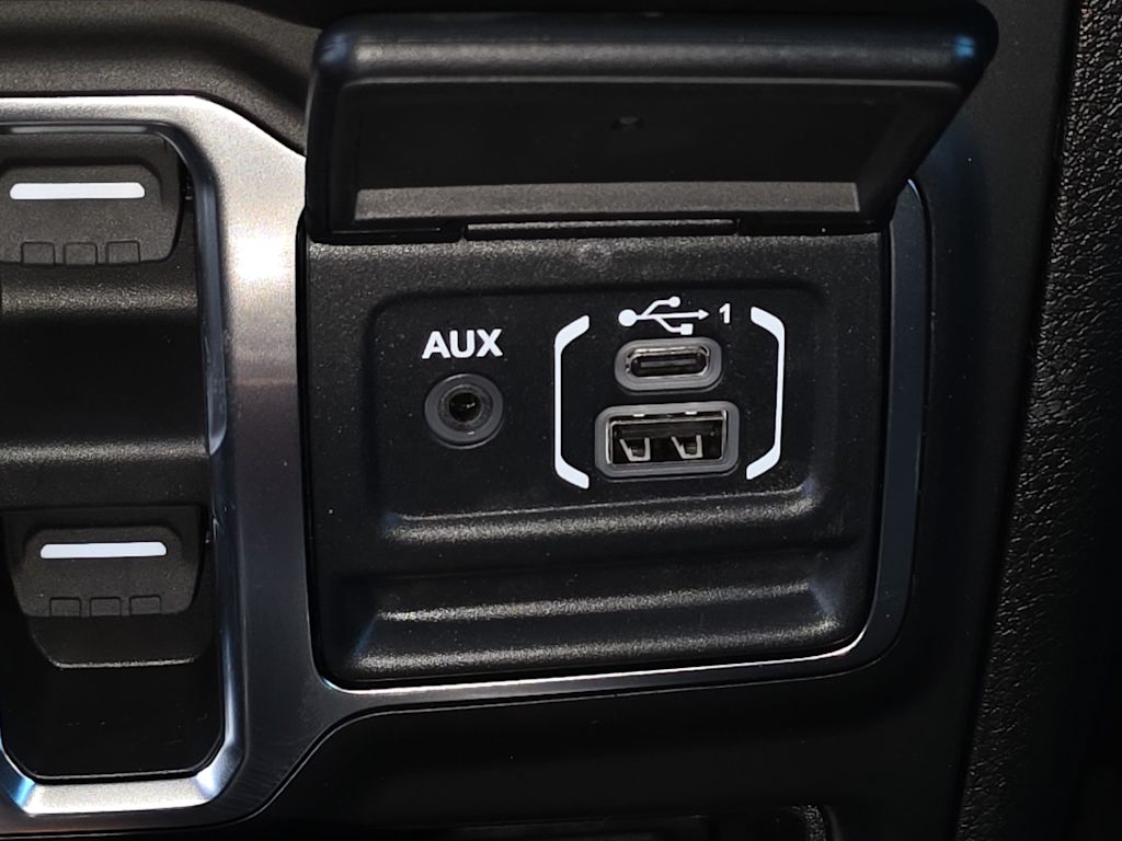 Thumbnail: 2026 Jeep Wrangler - 29