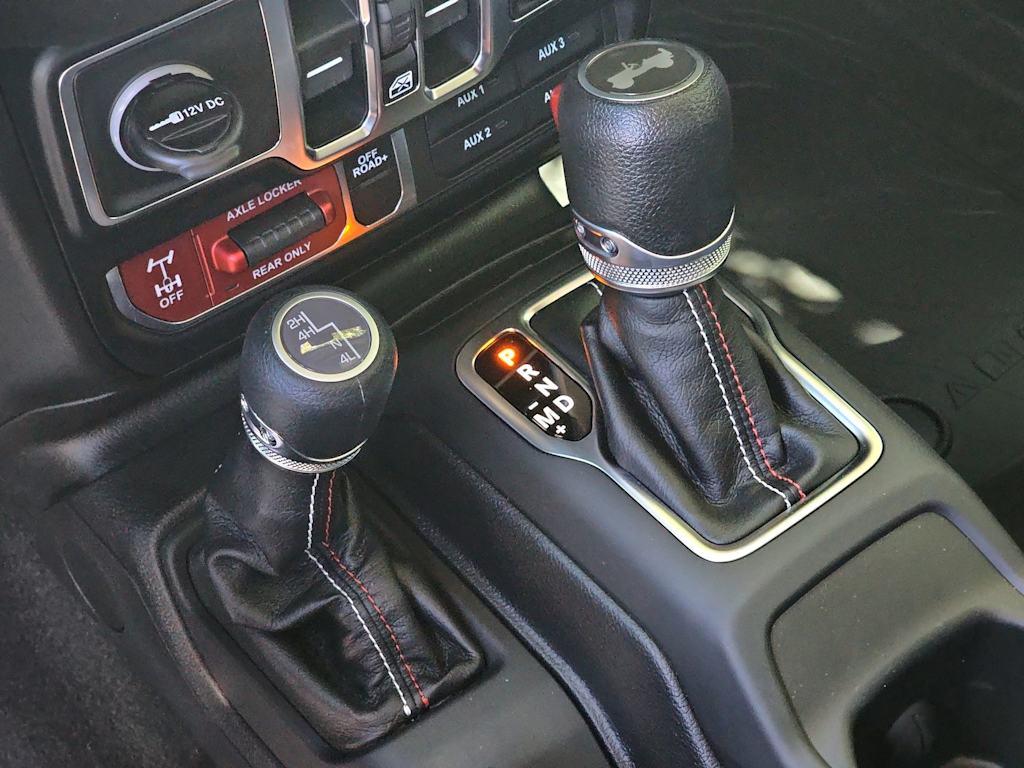 Thumbnail: 2026 Jeep Wrangler - 16