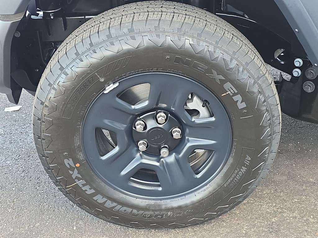 Thumbnail: 2026 Jeep Wrangler - 8