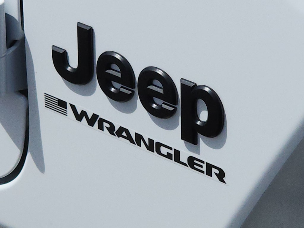 Thumbnail: 2026 Jeep Wrangler - 7