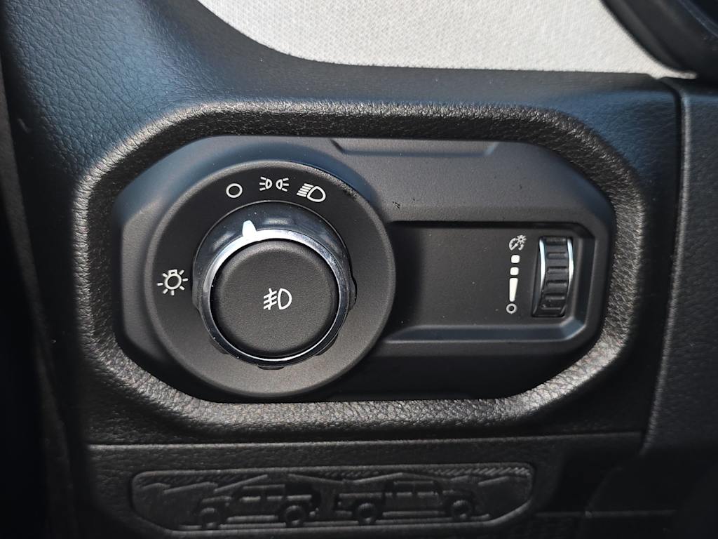 Thumbnail: 2026 Jeep Wrangler - 28