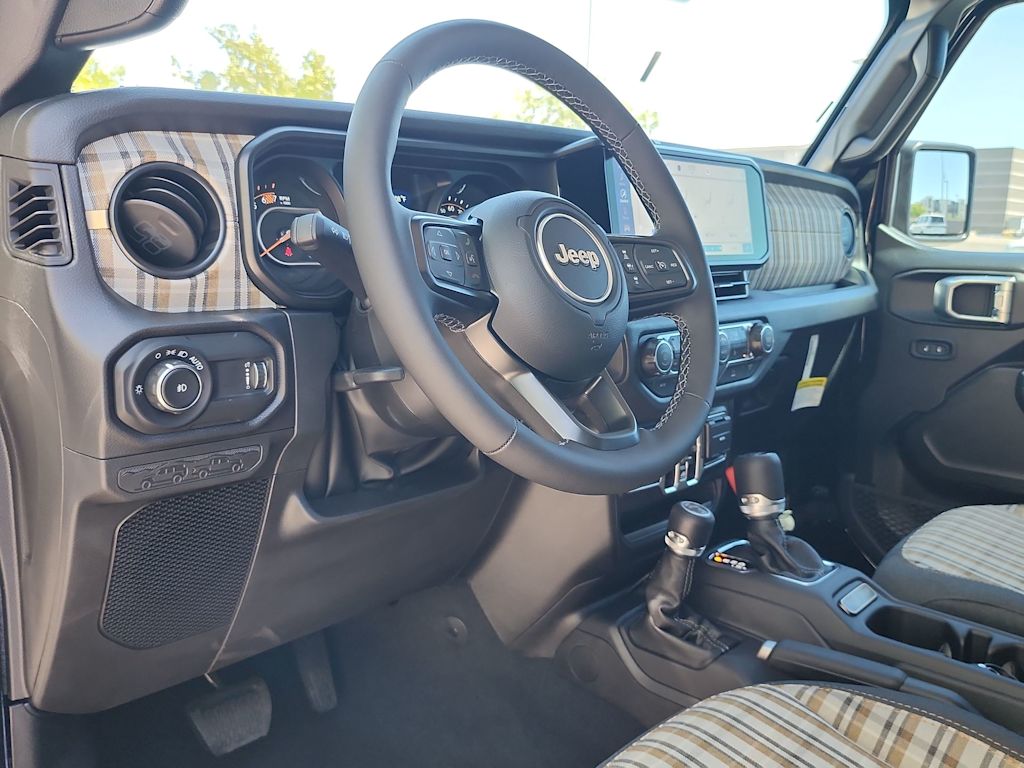 Thumbnail: 2026 Jeep Wrangler - 2