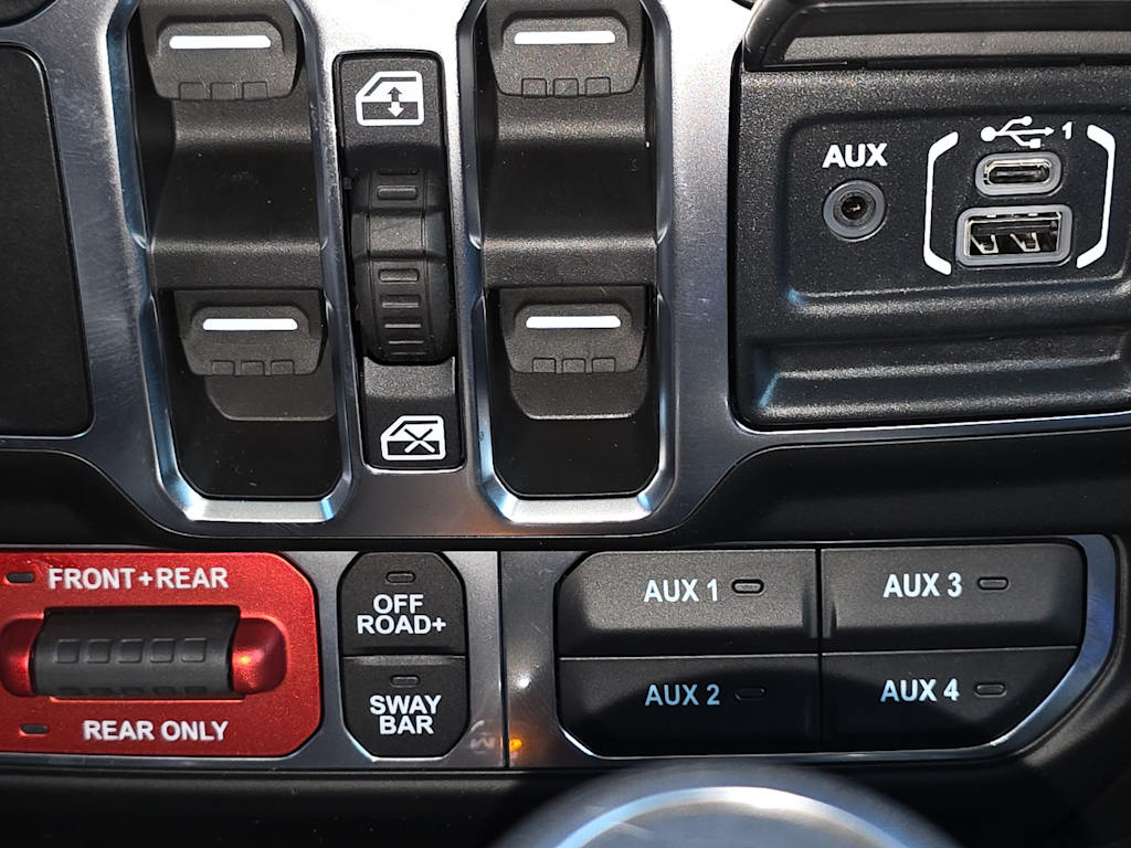 Thumbnail: 2026 Jeep Wrangler - 30