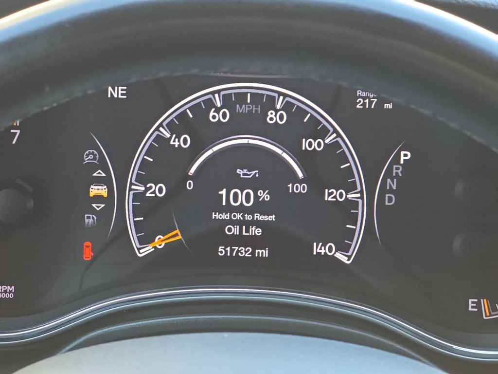 Thumbnail: 2020 Jeep Grand Cherokee - 17