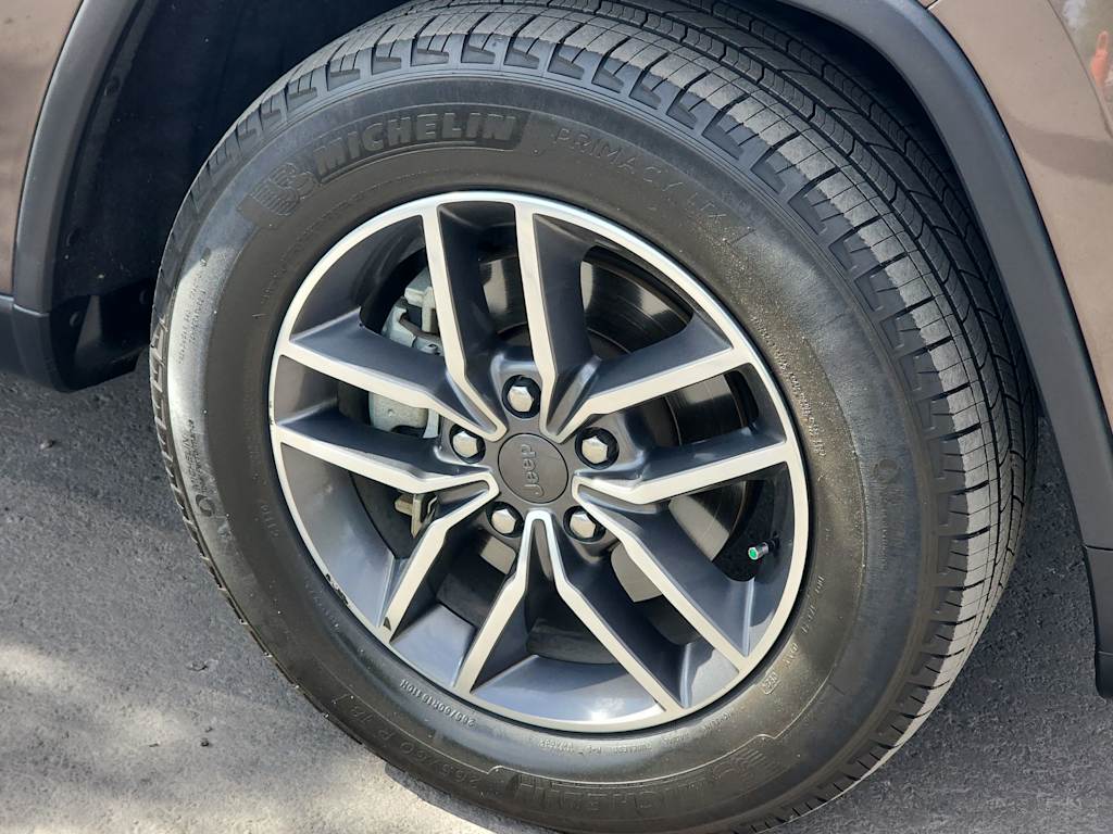 Thumbnail: 2020 Jeep Grand Cherokee - 8