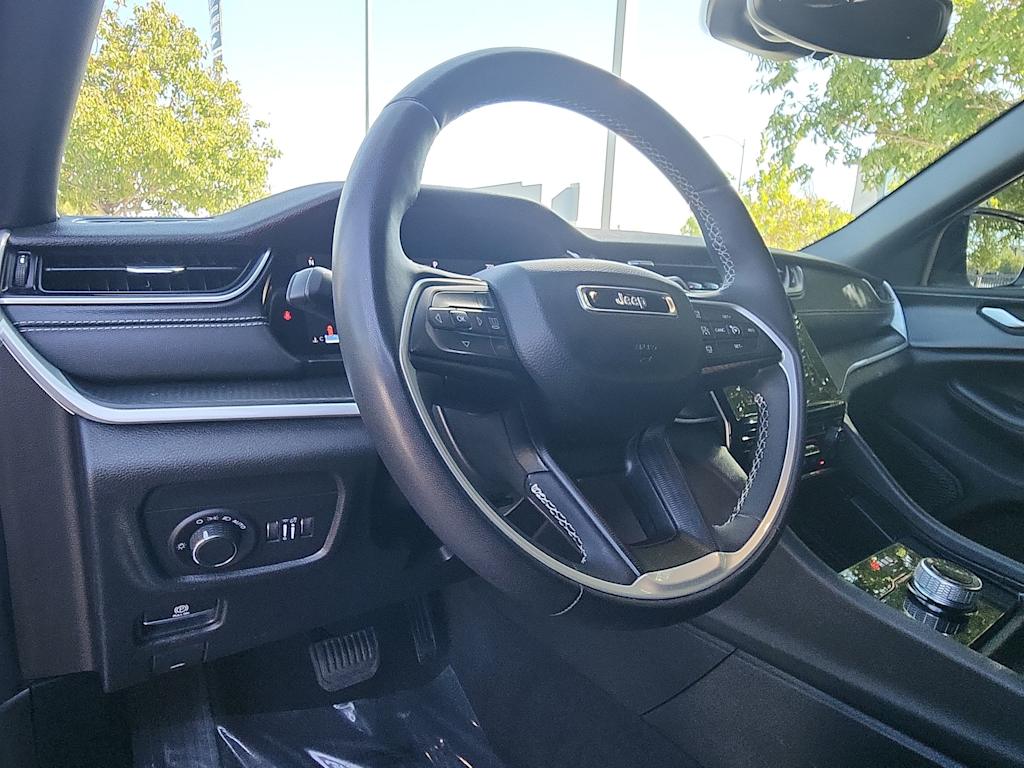 Thumbnail: 2024 Jeep Grand Cherokee - 2